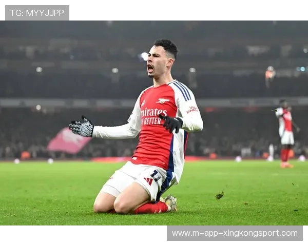 阿森纳马丁内利快速插上制造破门绝佳节奏