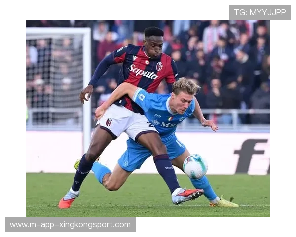 那不勒斯洛博特卡控球镇定自若